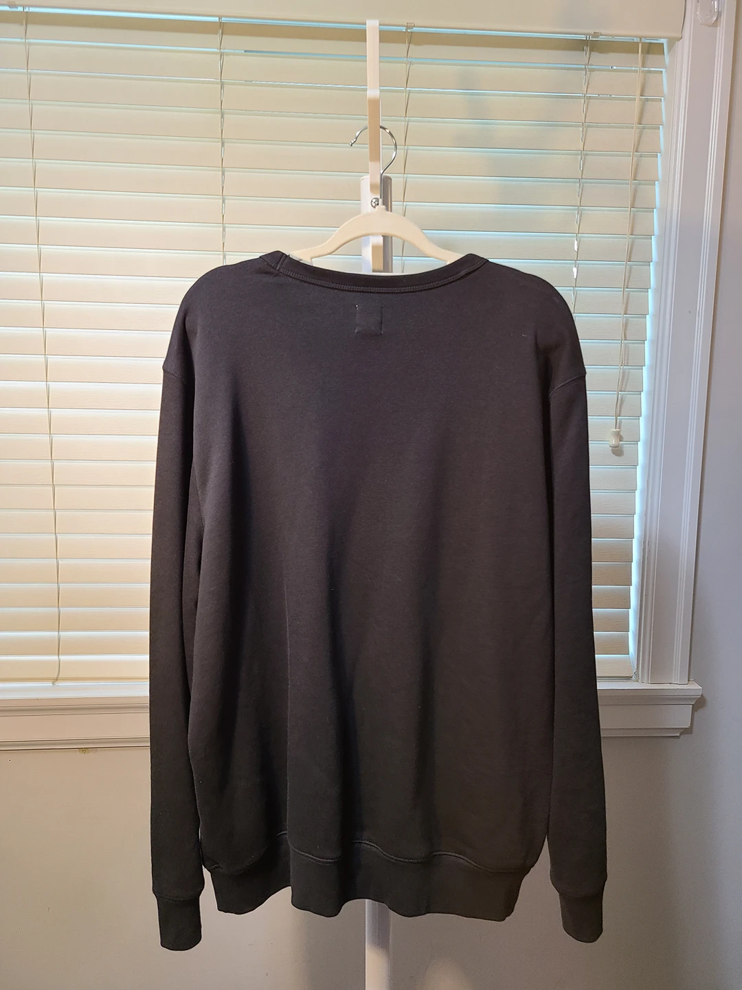 Gap Sweatshirt - photo 2