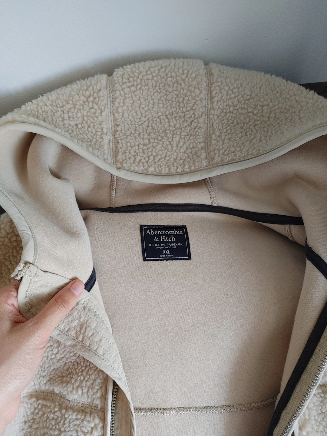 Abercrombie Hooded Jacket image indicator(4)