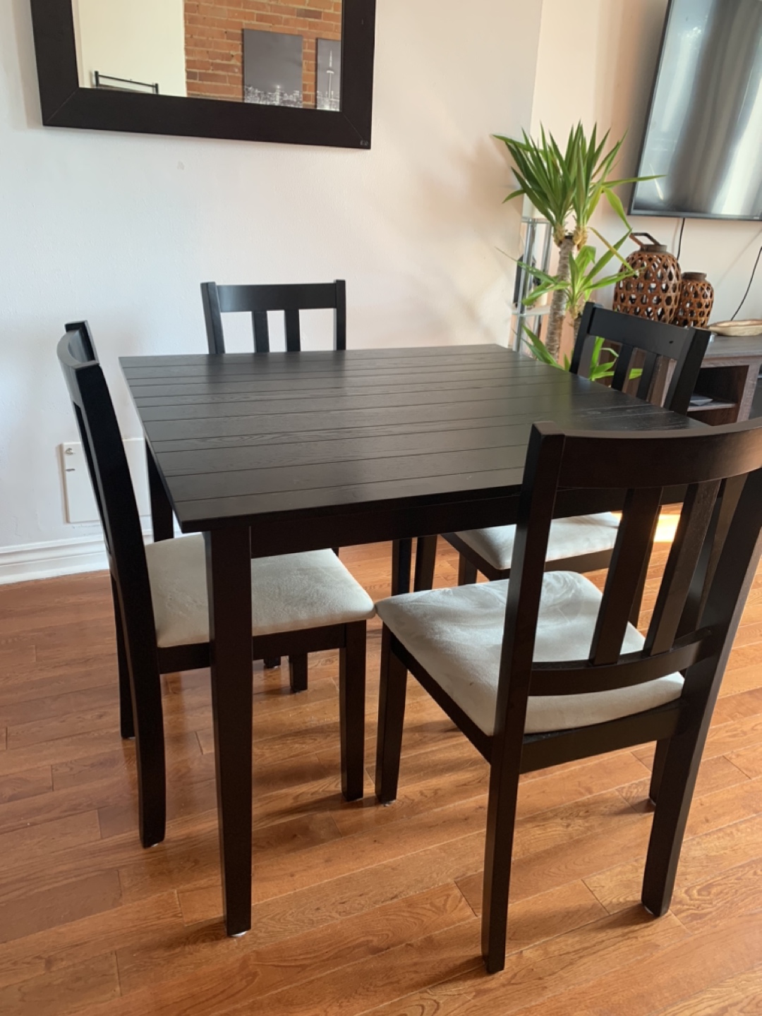5 piece Dining set thumbnail