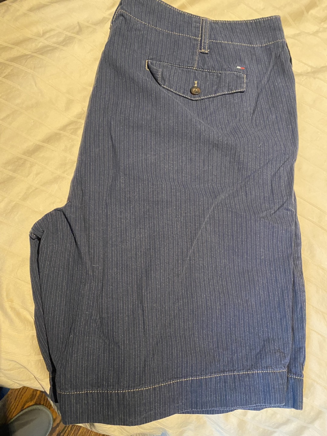 Navy mens shorts. Tommy Hilfiger size 42 thumbnail