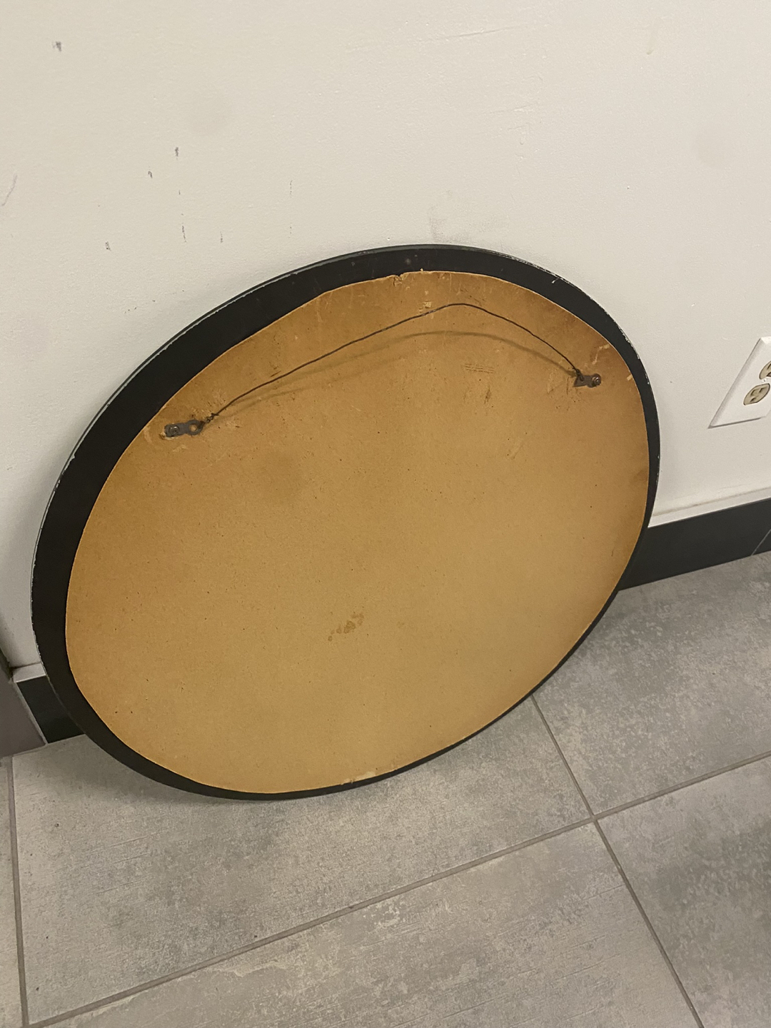 Round Mirror - photo 2