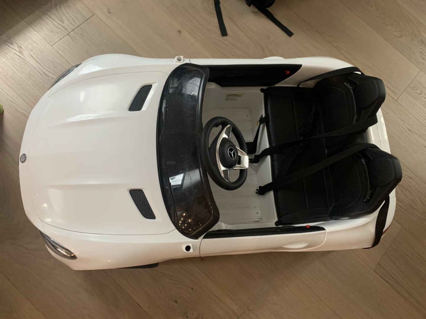 Mercedes Benz car for 2kids - photo 4