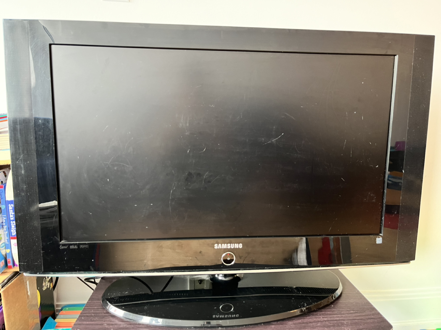 Television 32 inch