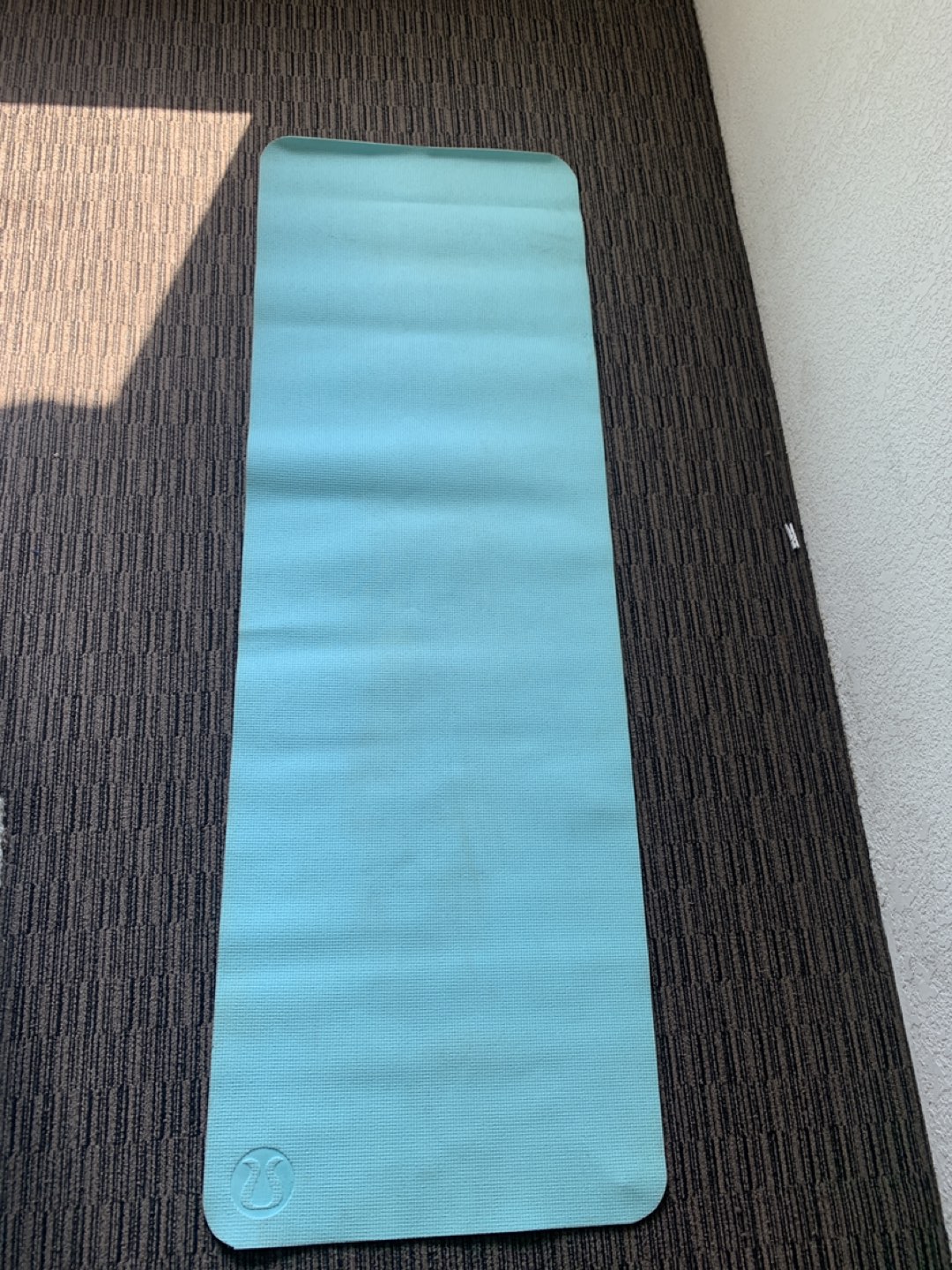 lululemon yoga mat image indicator(2)