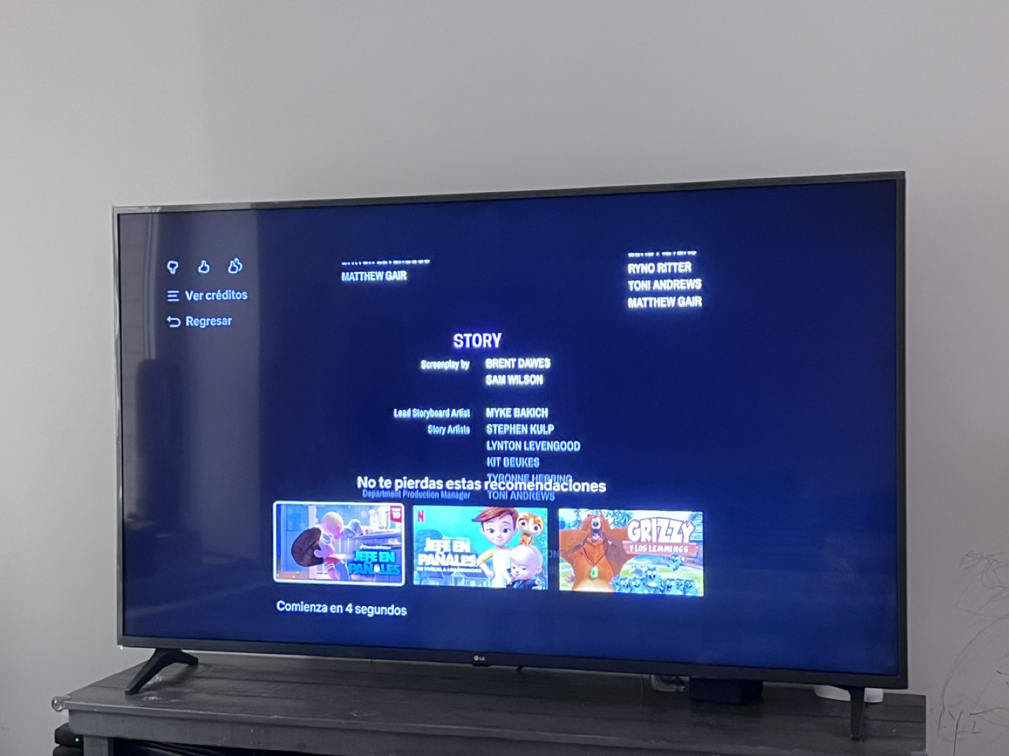 LG Smart TV 65 inch - photo 2