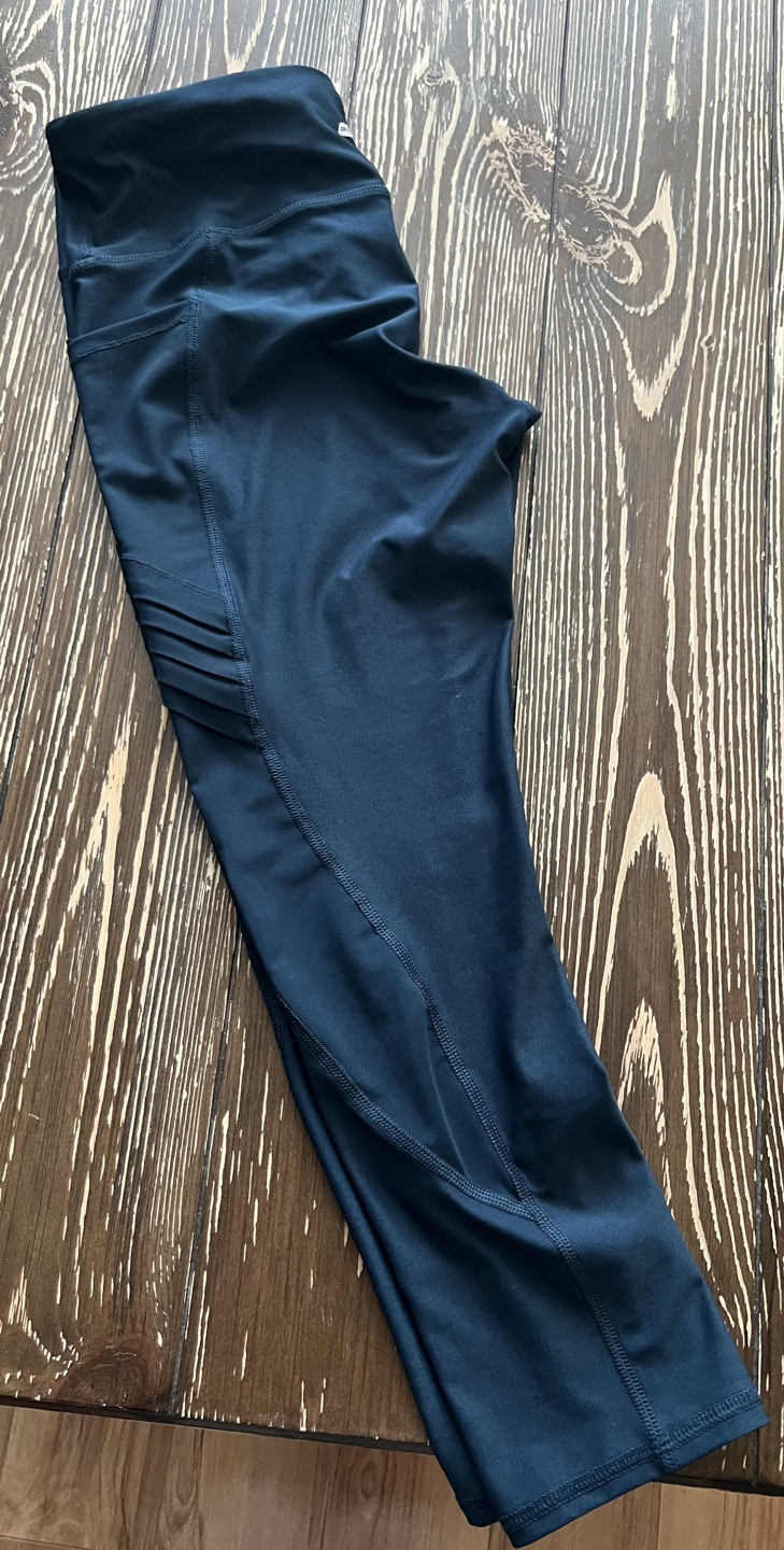 Workout leggings #freecycle image indicator(4)