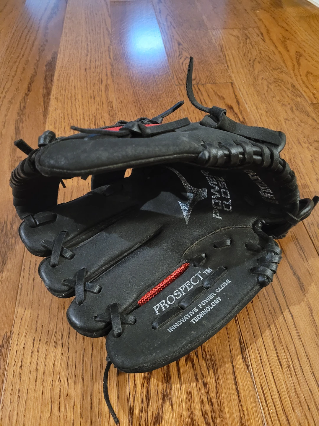 Kids Mizuno Lefties Baseball glove 10" image indicator(2)