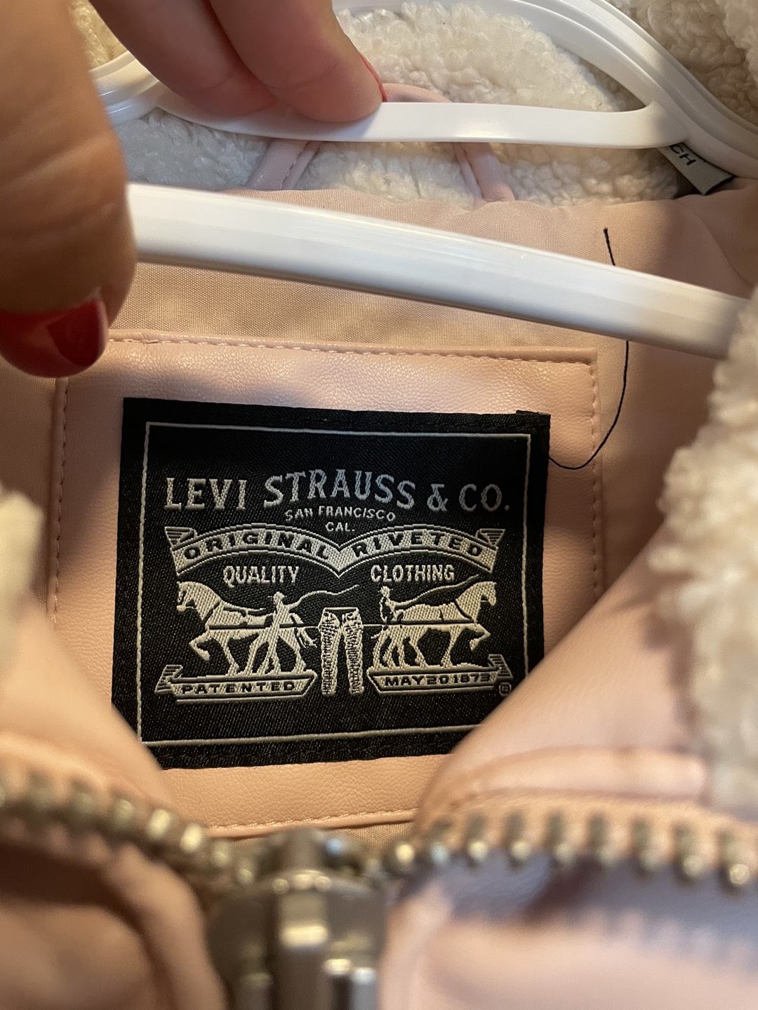 Levi’s Leather Bomber image indicator(4)