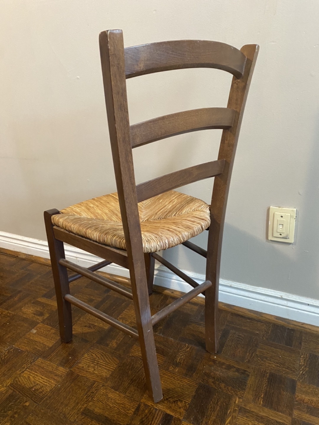 Wooden Chair with cushion - photo 2