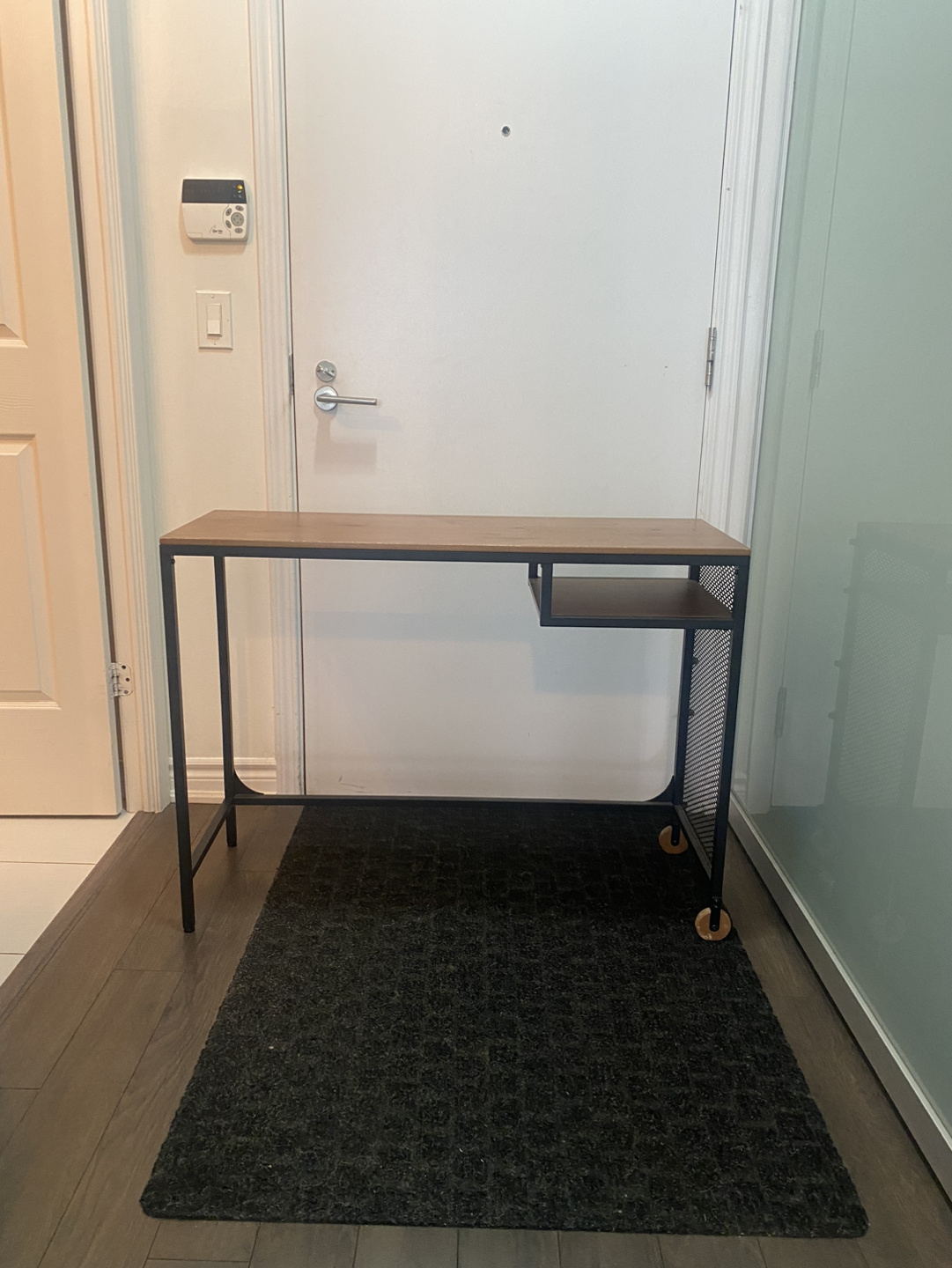 IKEA Computer Desk (FJALLBO) thumbnail