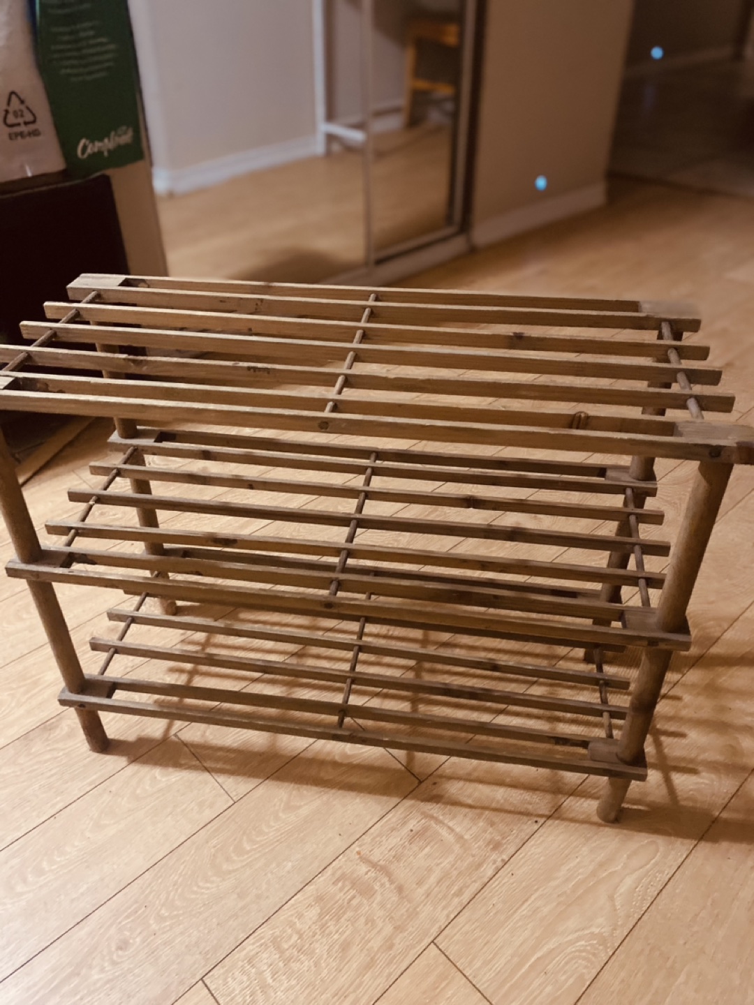 Shoe rack thumbnail