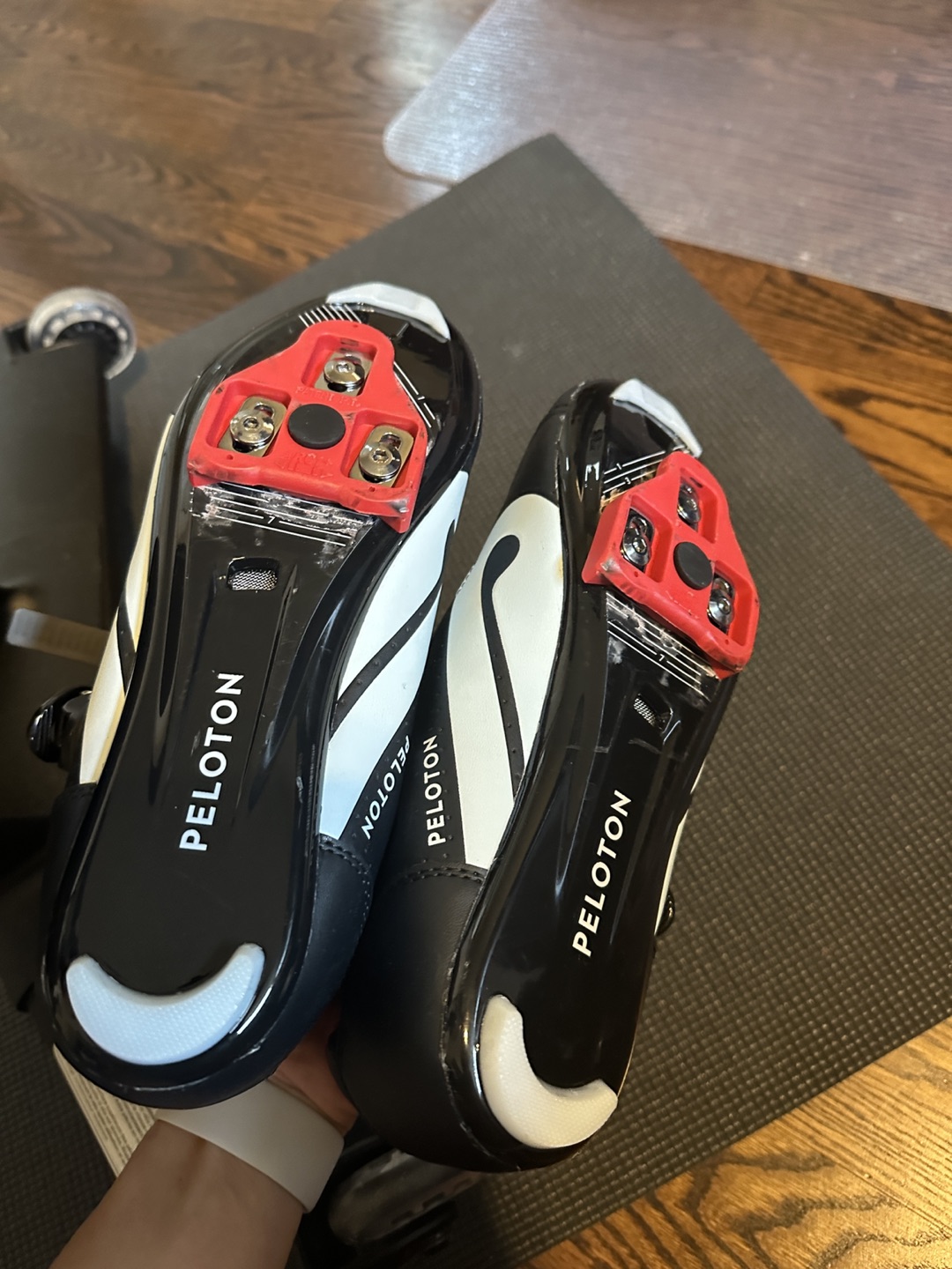 Peloton Shoes size 41 - photo 2