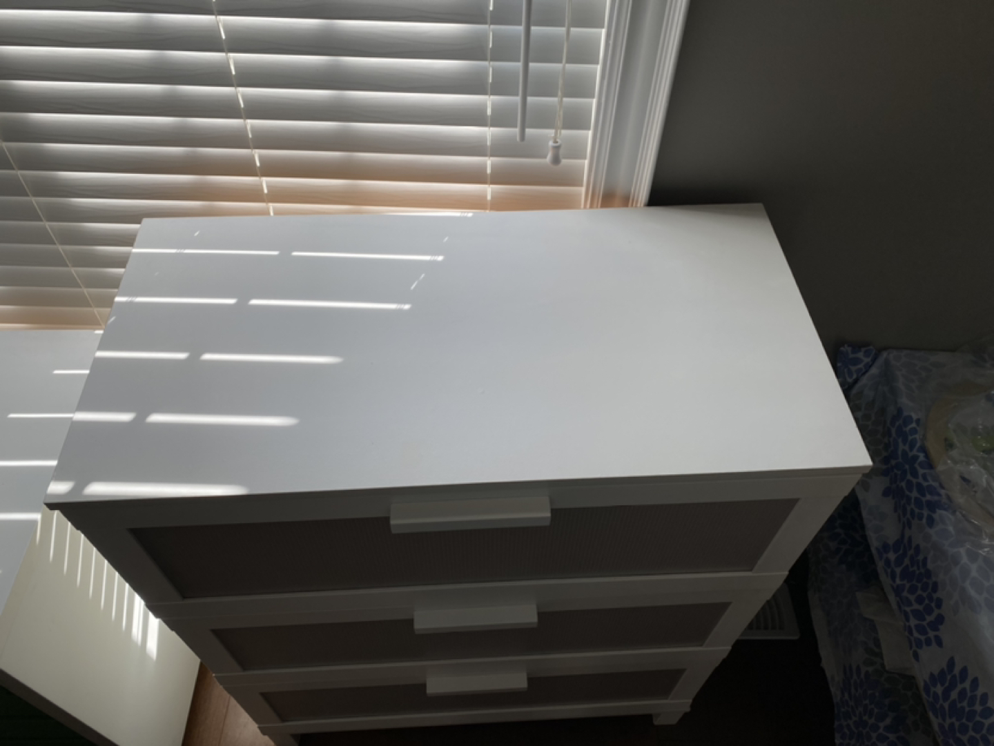 IKEA 3 Drawer Chest with Frosted Glass - photo 2