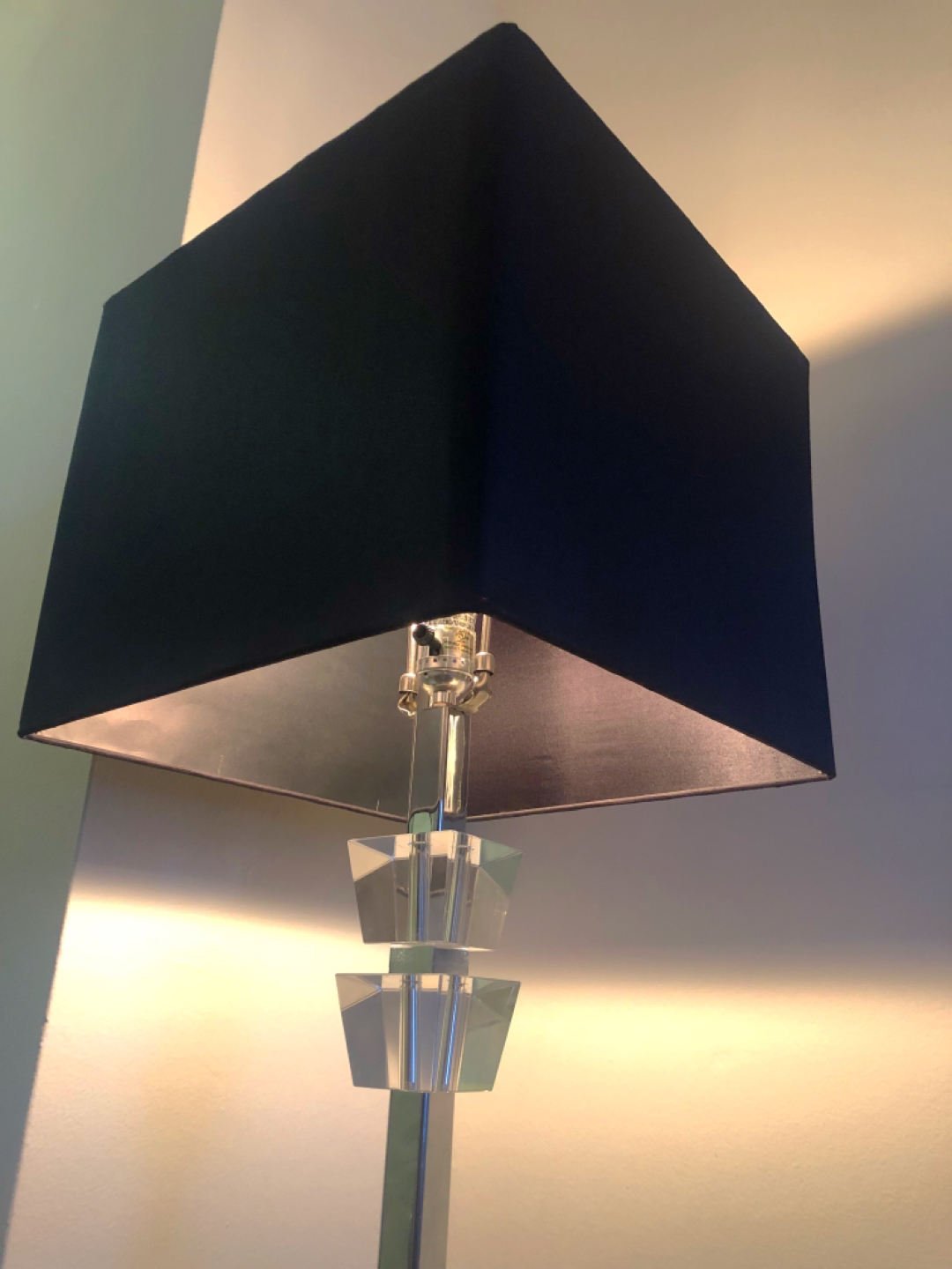 Floor lamp, black shade - photo 2
