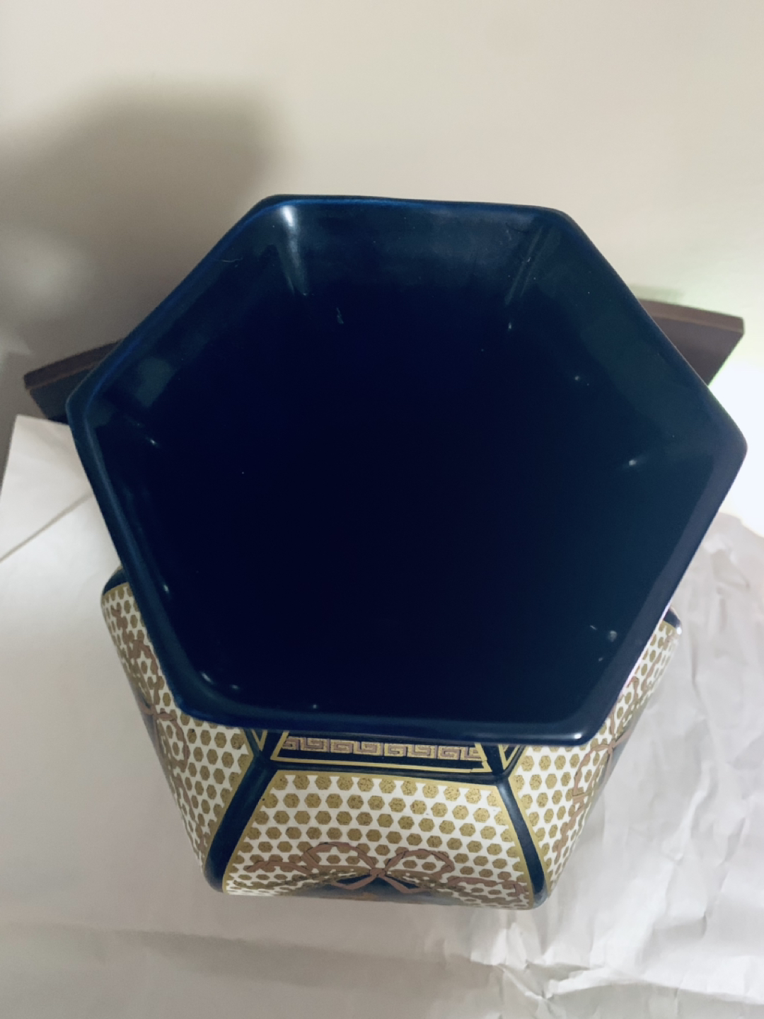 Black & Gold Vase - photo 4