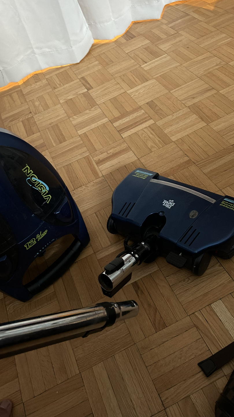 Vacuum Cleaner - photo 4