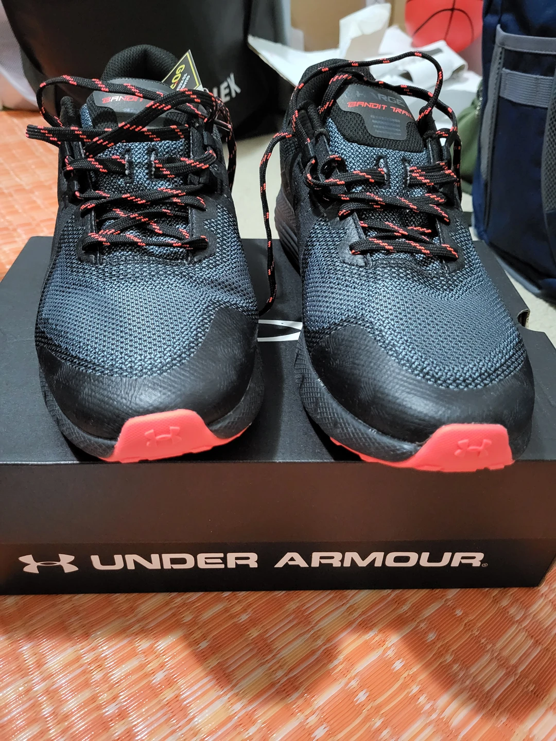 Under Armour brand new Gore-Tex - photo 4