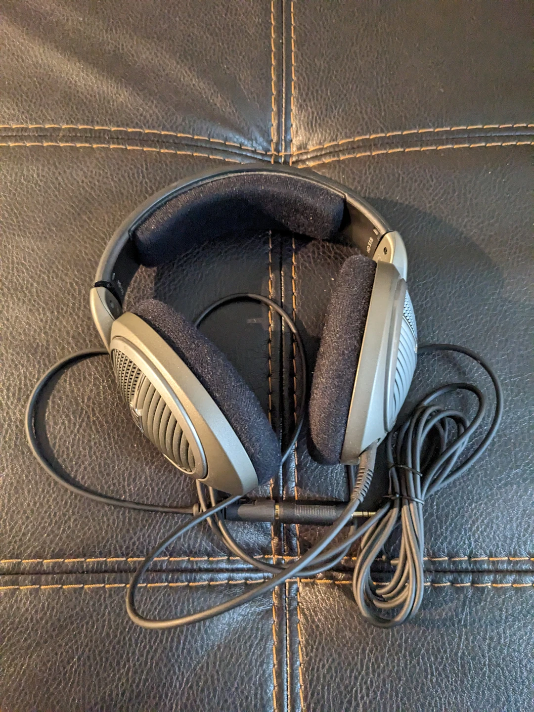 Sennheiser HD 518 Headphones - photo 3