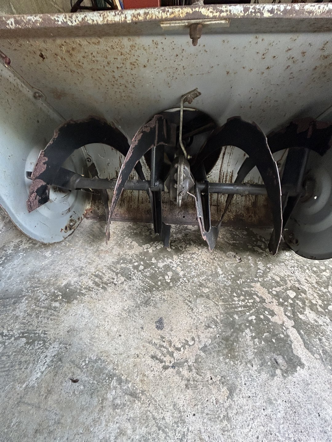 SNOW BLOWER - photo 3