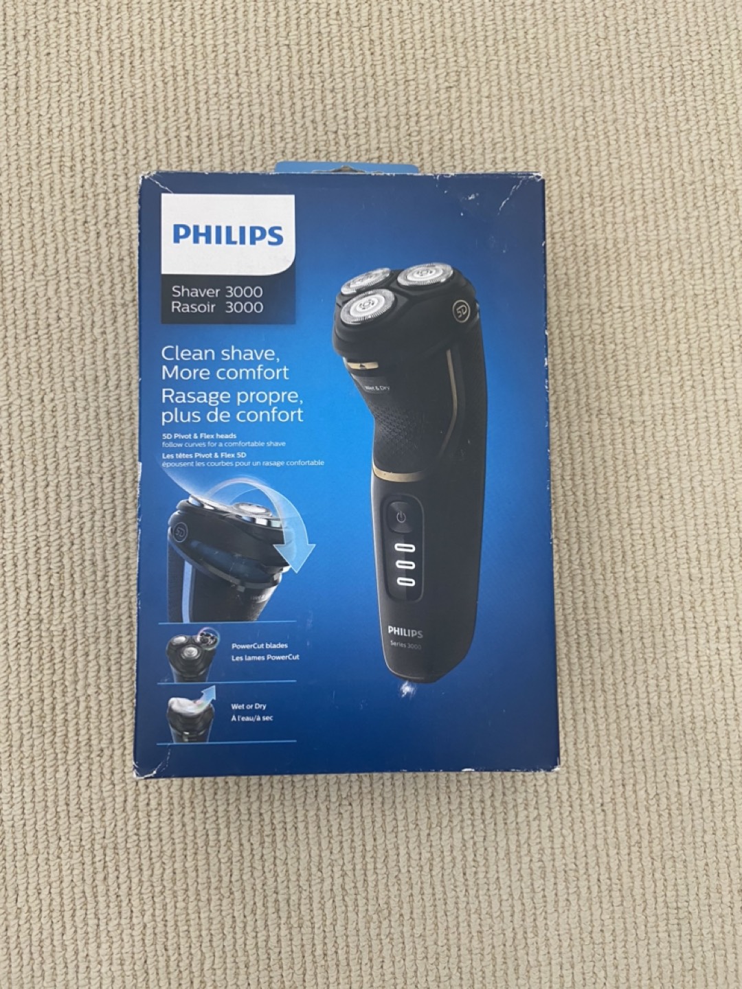 Brand New Philips Electric Shaver series 3000 Wet or Dry