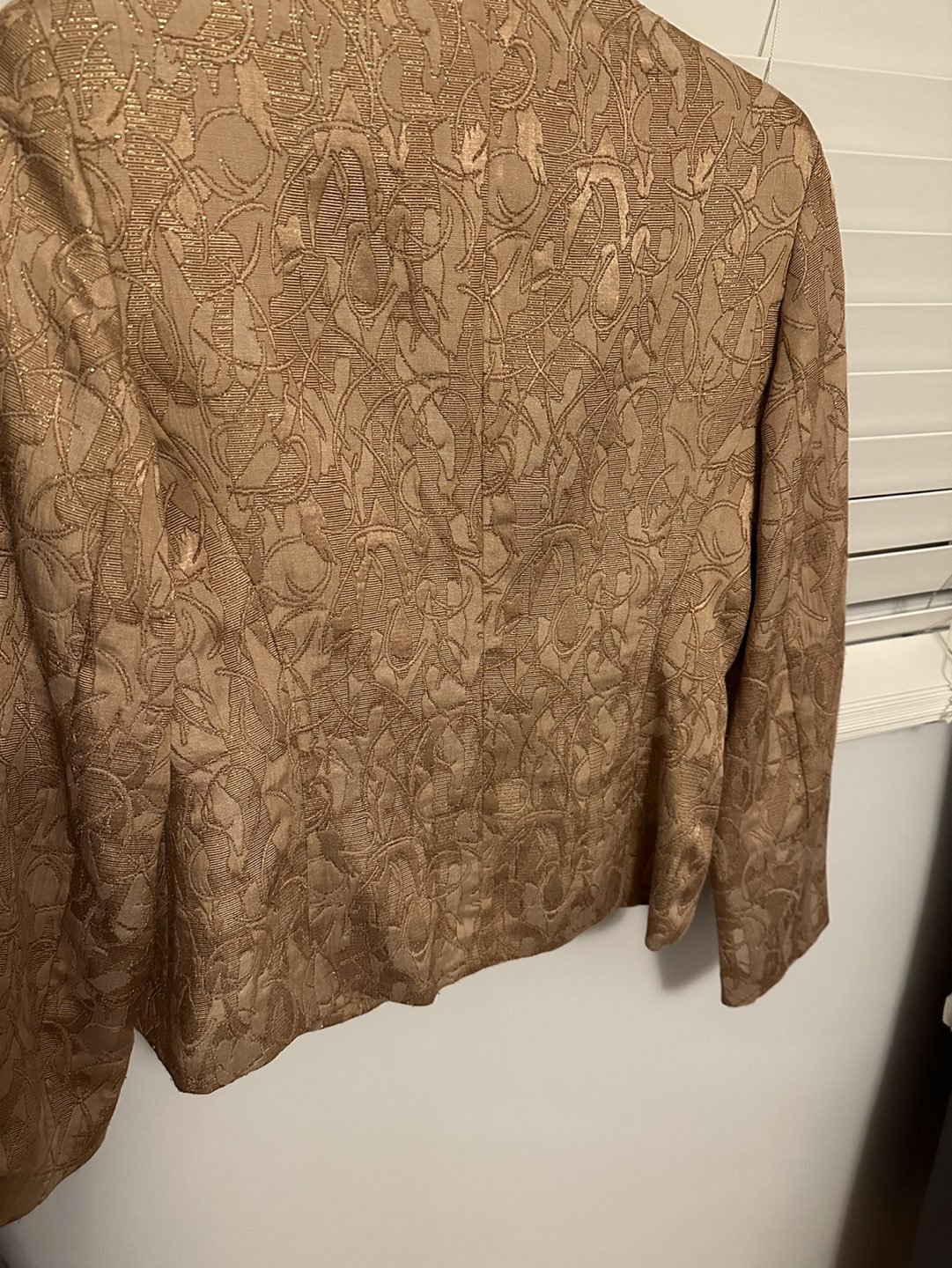 Golden jacket - photo 5