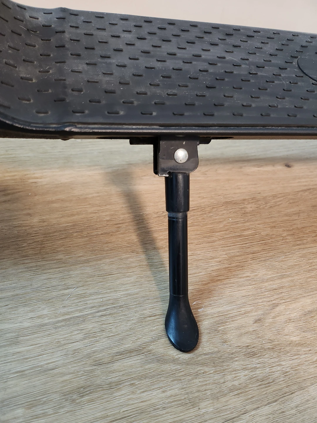 Levy Plus Electric Scooter - photo 5