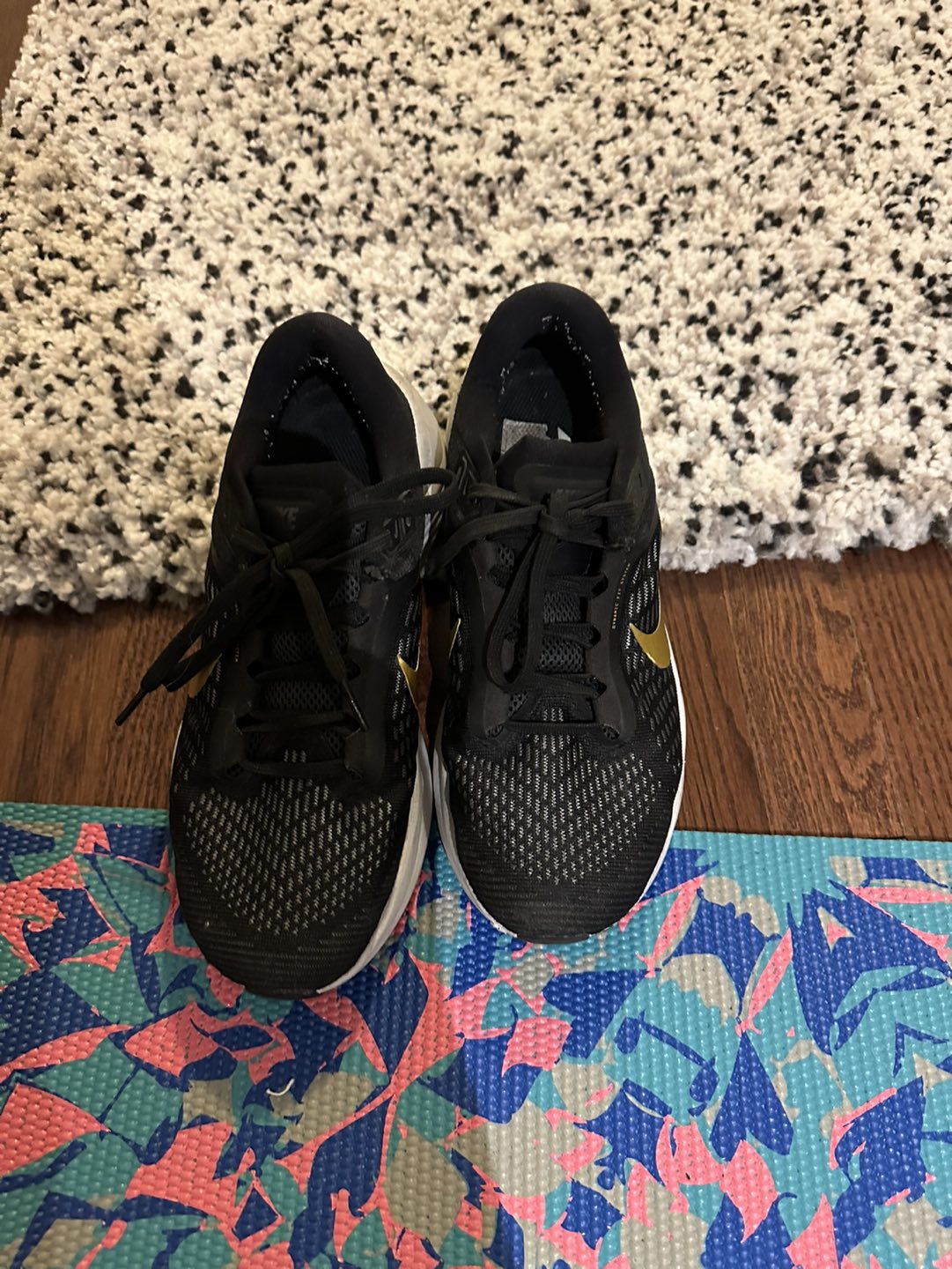 Running shoes for sale - photo 2