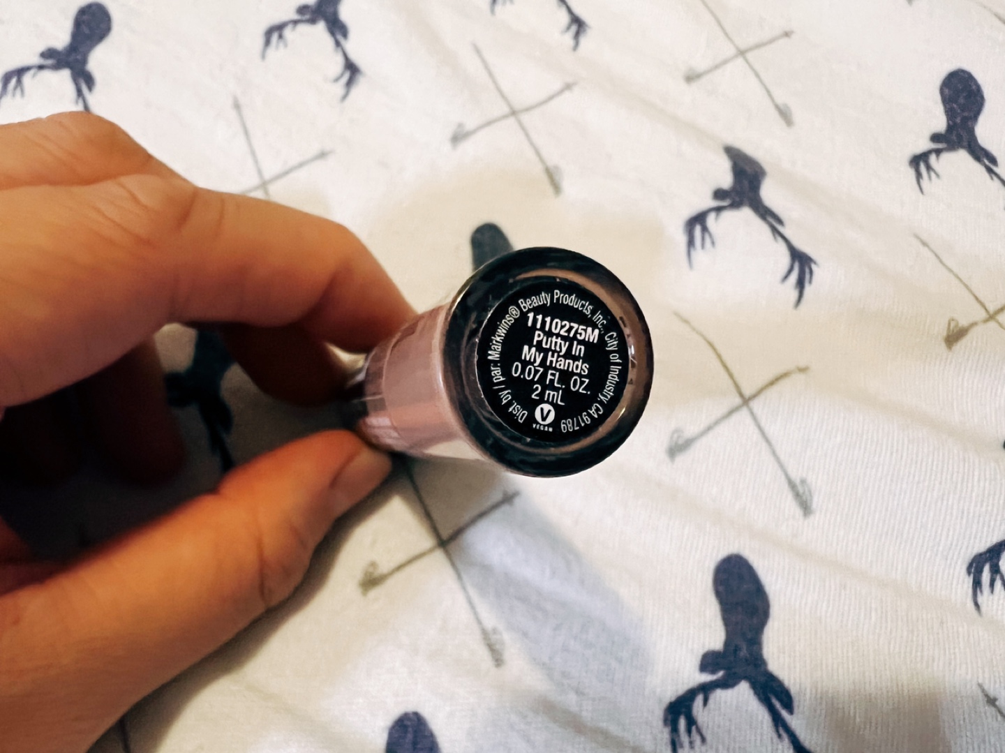 Megalast Liquid Catsuit Creme Liquid Eyeshadow 2ml NEW image indicator(2)