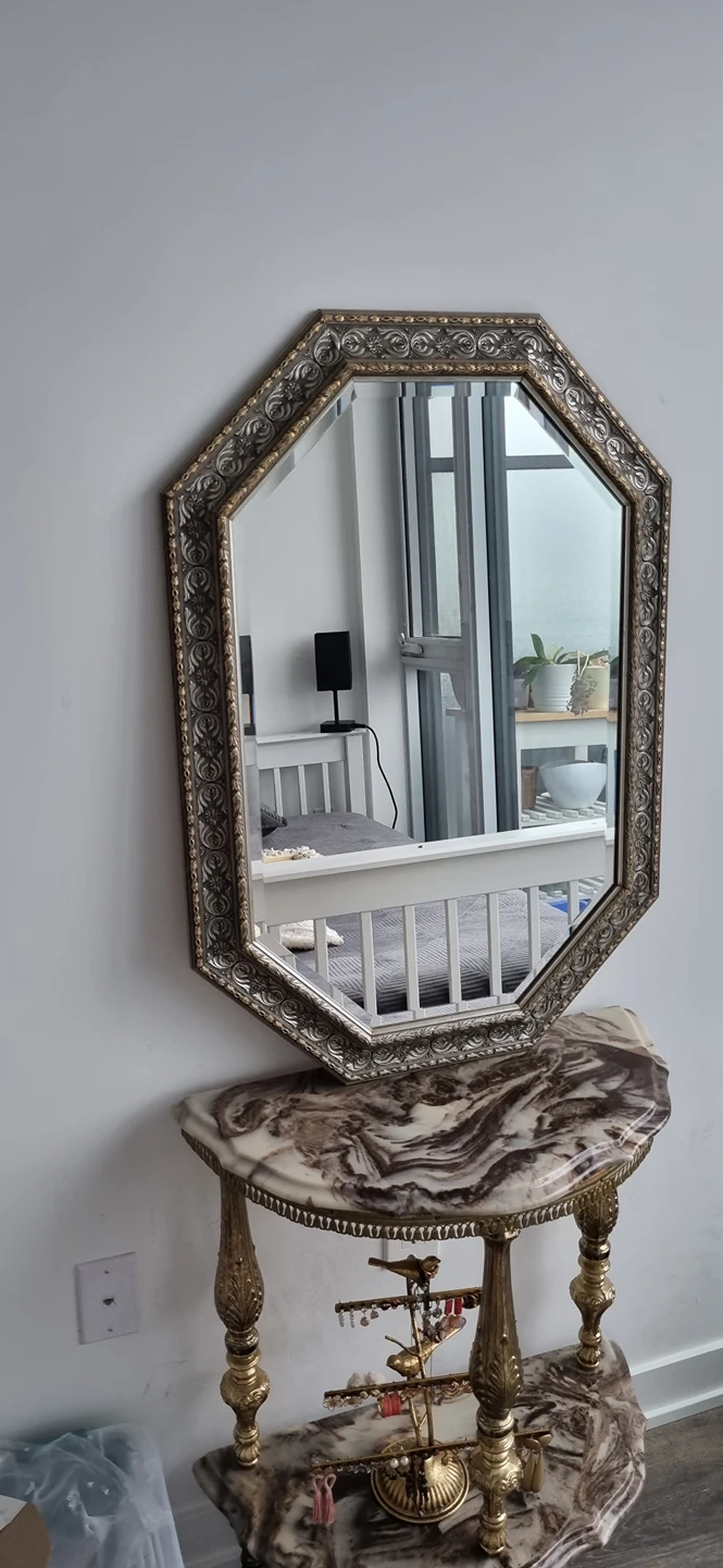 marbel console with mirror