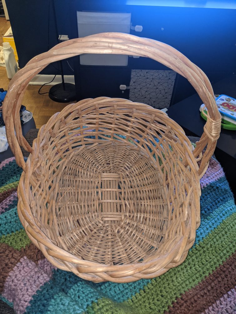 Large Wicker Basket - photo 2