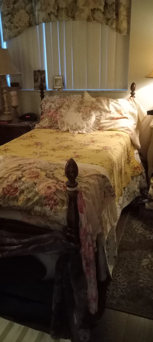 Single bed thumbnail