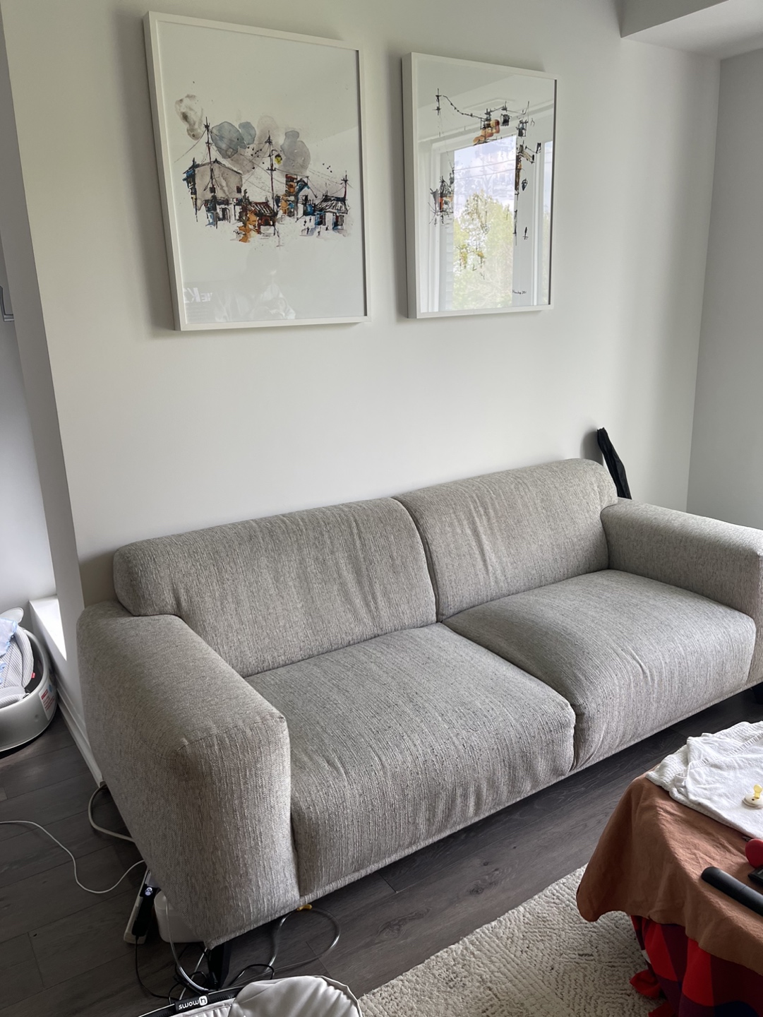 Grey Sofa - Well maintained - photo 2