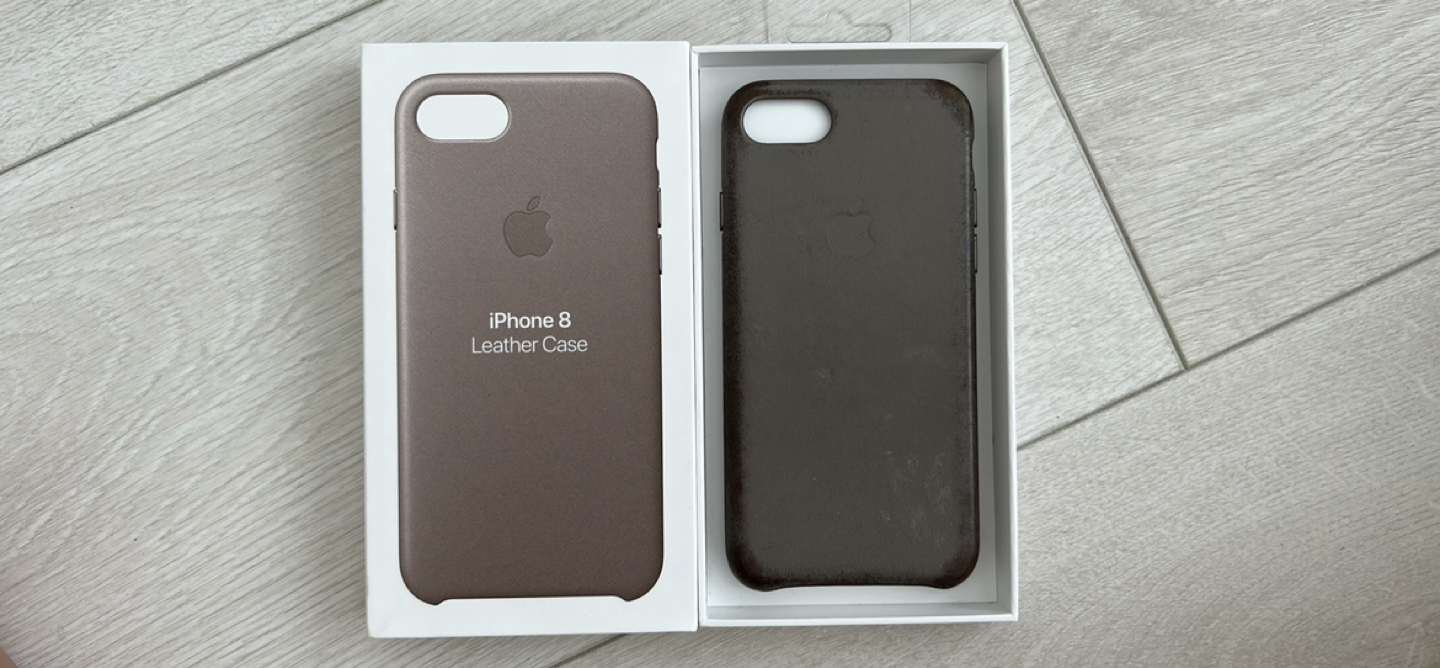 iPhone leather case thumbnail