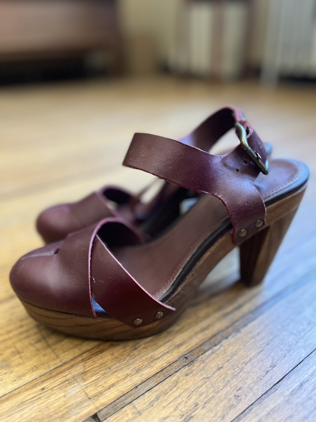 Brand New Burgundy Leather Clog Heels Size 7.5 / 38 thumbnail