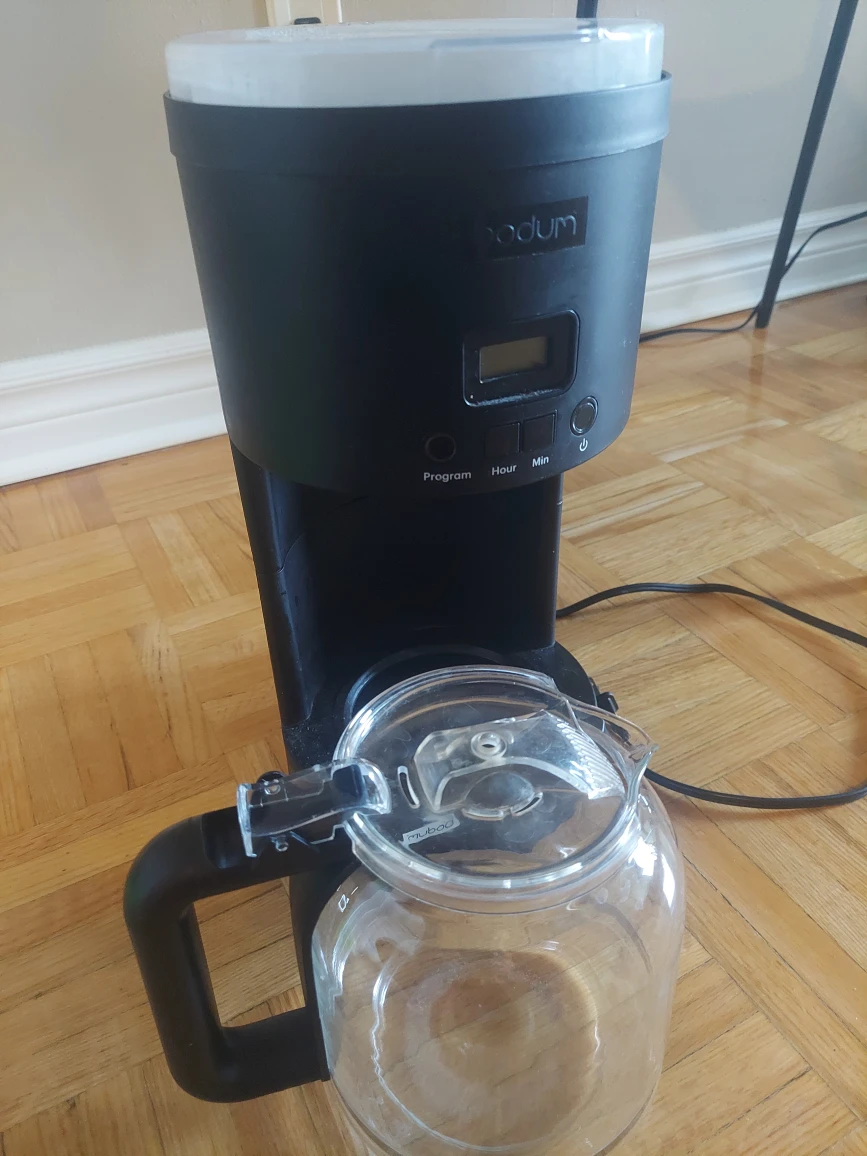 Automatic drip coffee machine thumbnail
