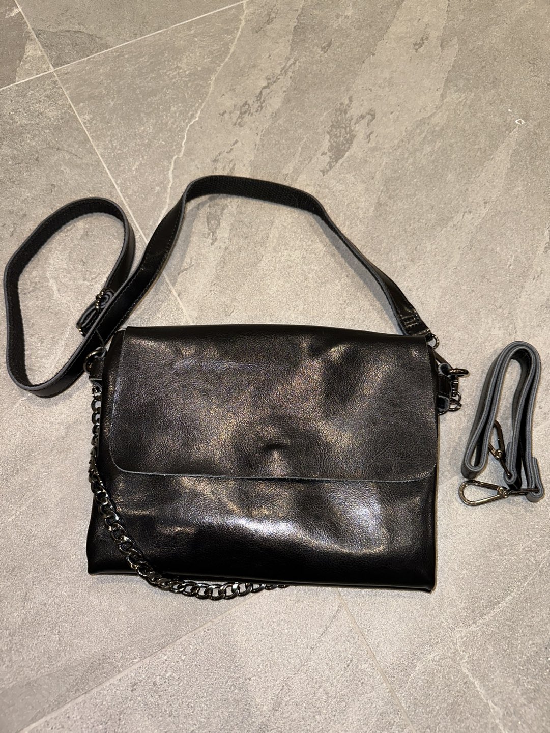 Leather purse