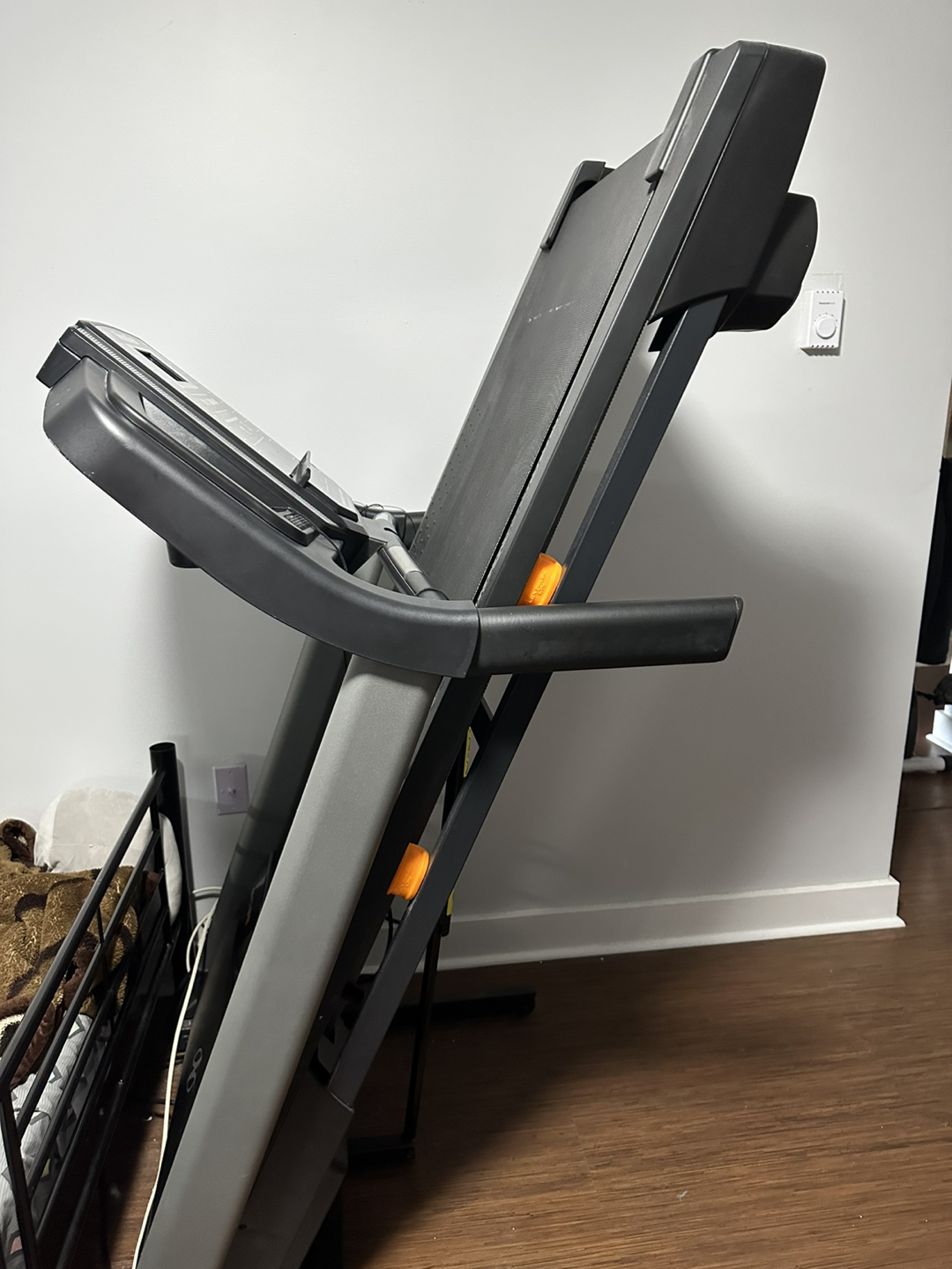 NordicTrack Threadmill - photo 5