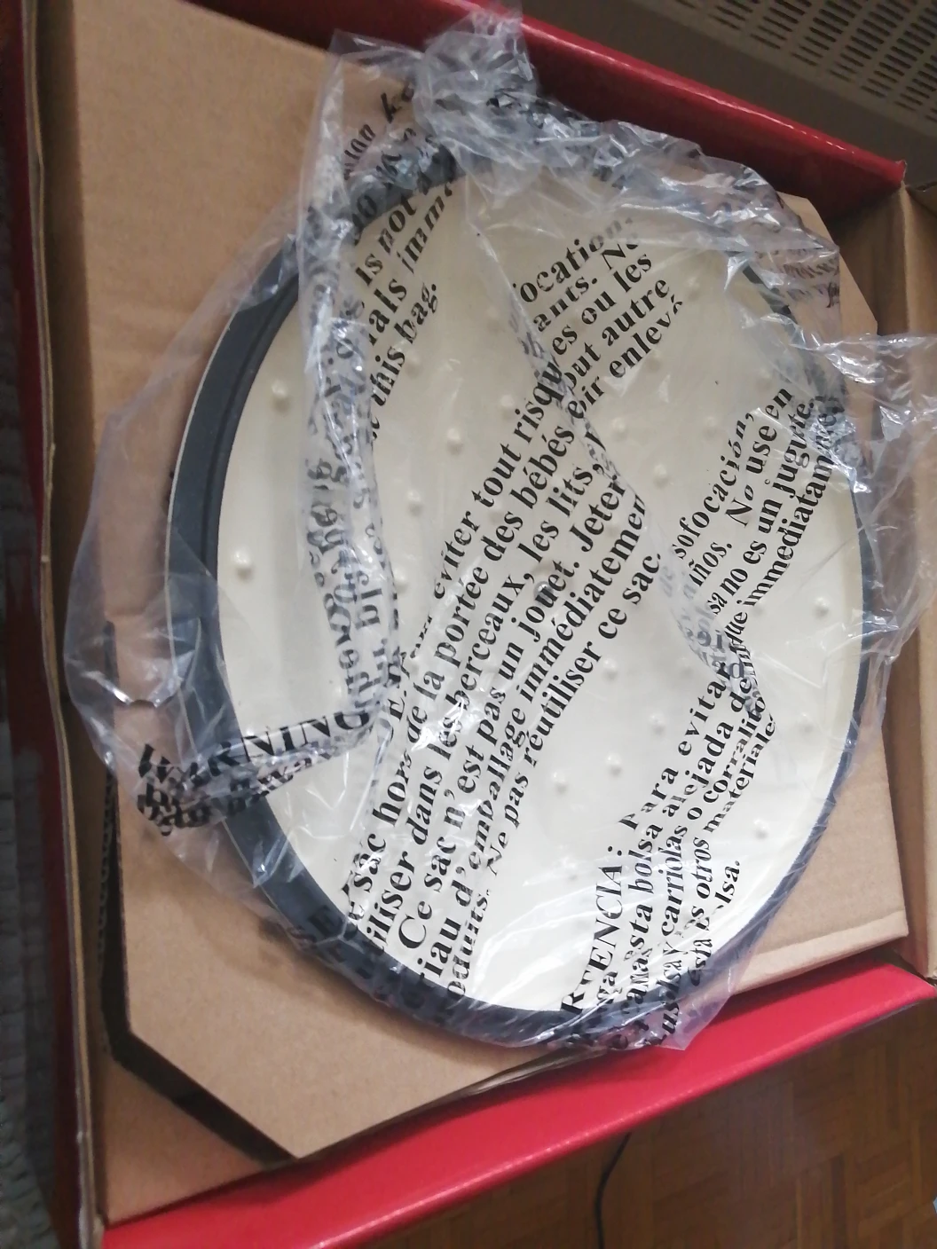 Brand new never used lagostina cast iron. - photo 2