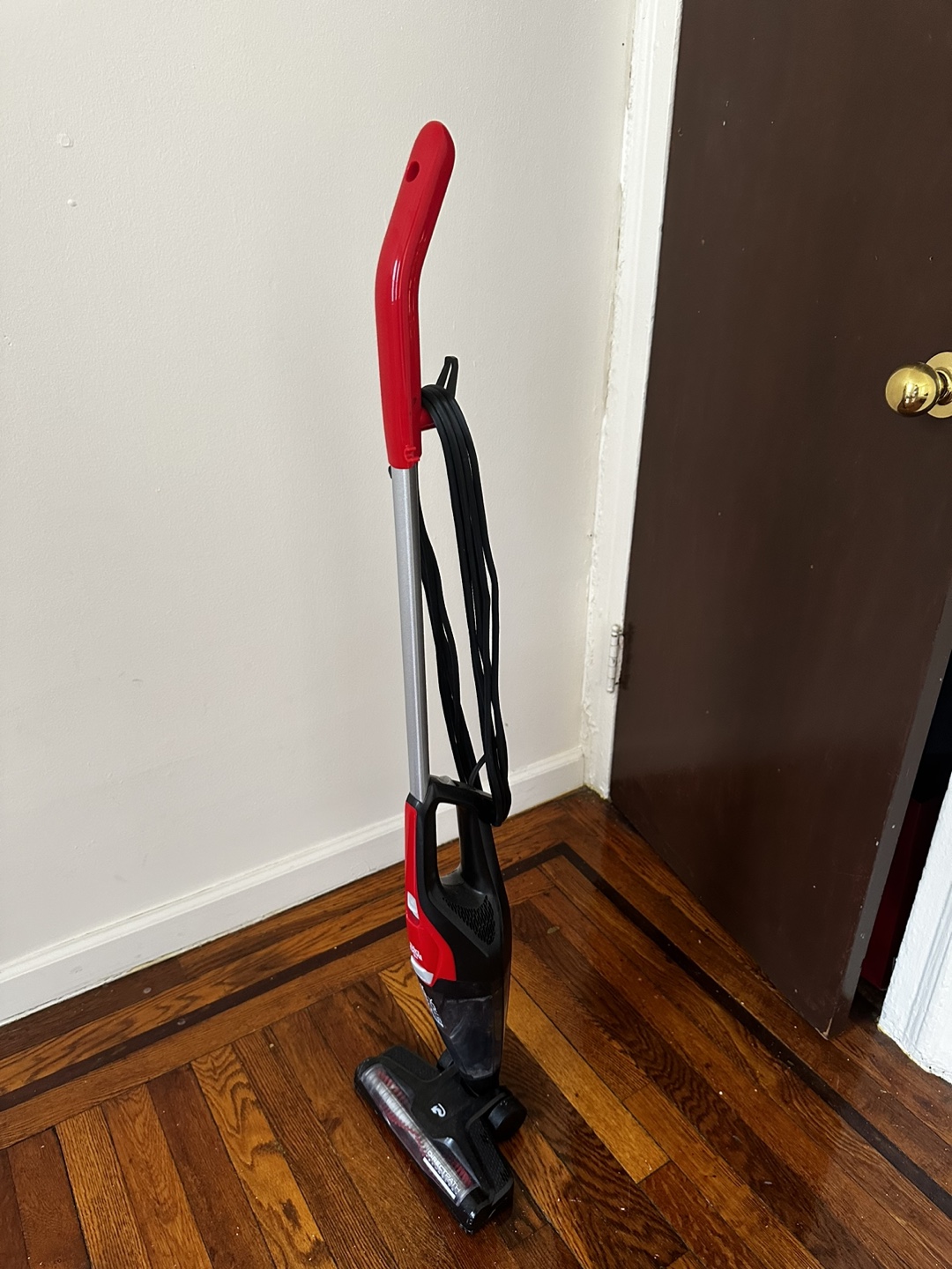 Dirt Devil Vacuum cleaner - photo 2