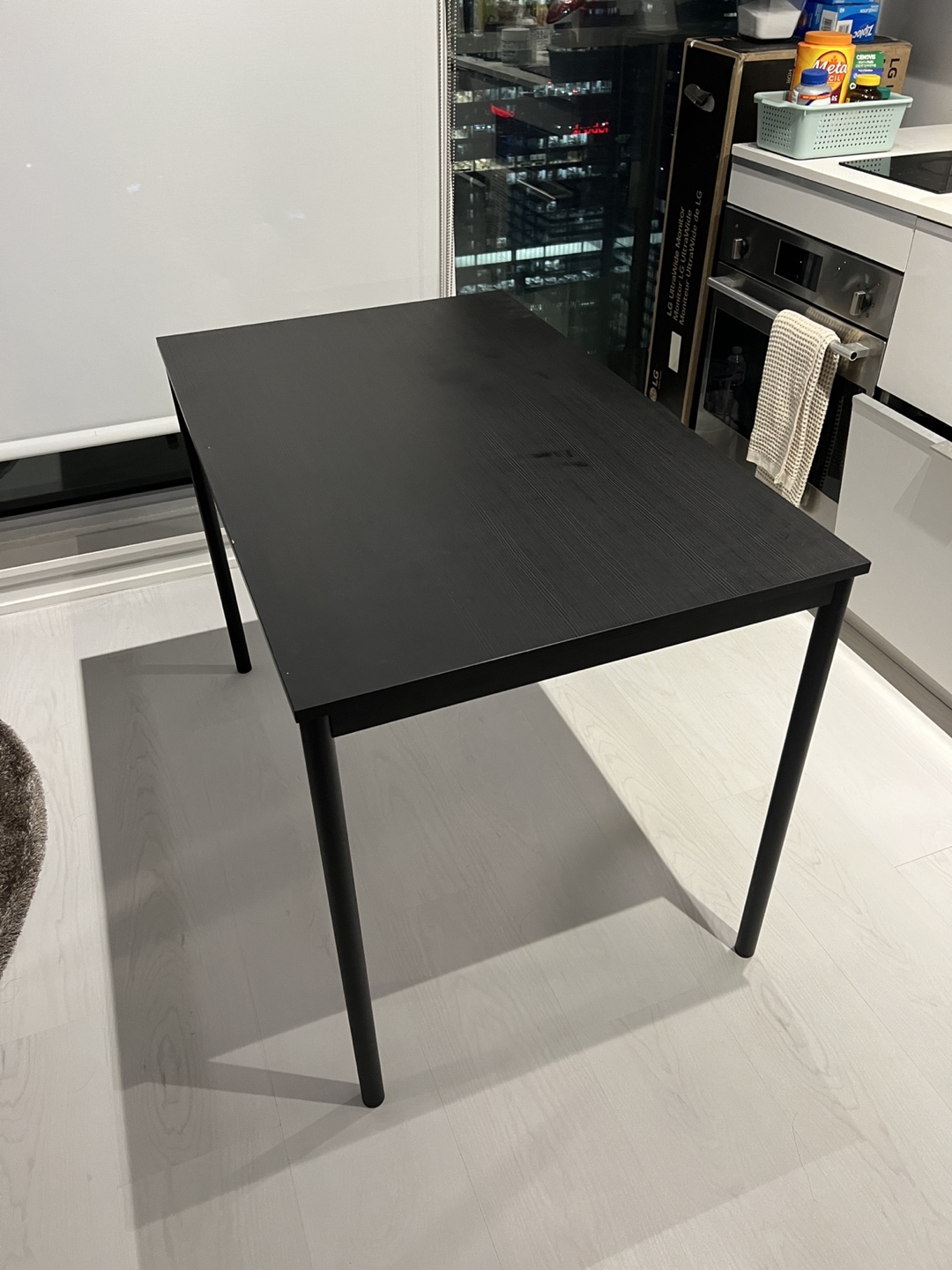 Table - photo 2