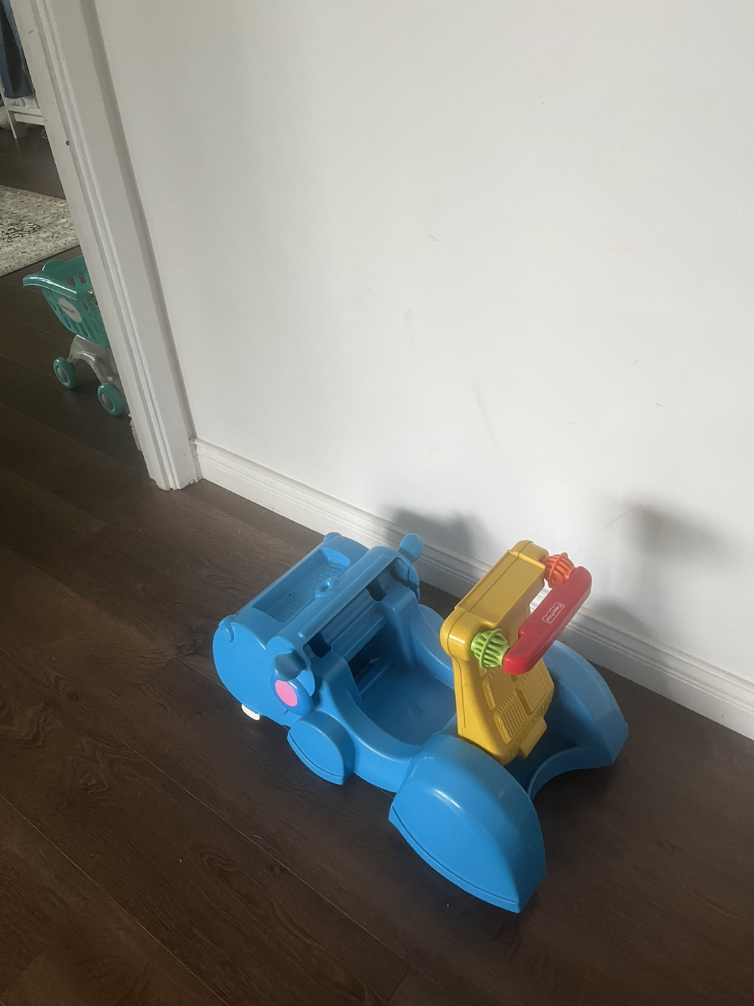 Baby walker and car - photo 3