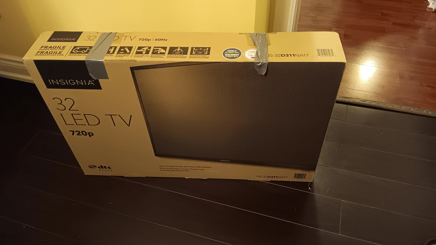 Insignia 32inch LED TV (open box, barely used) - photo 5