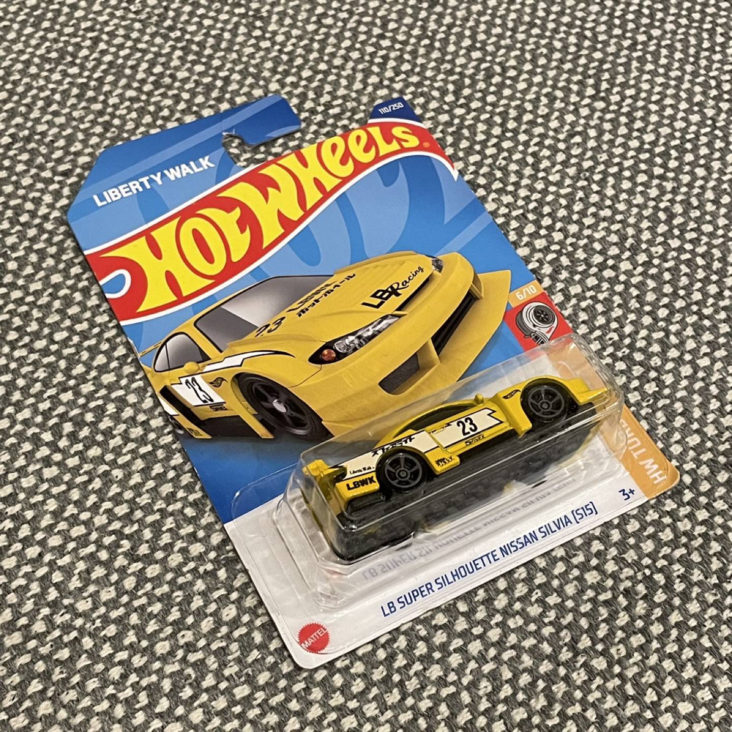 Hot Wheels LB Super Silhouette Nissan Silvia (S15) image indicator(2)