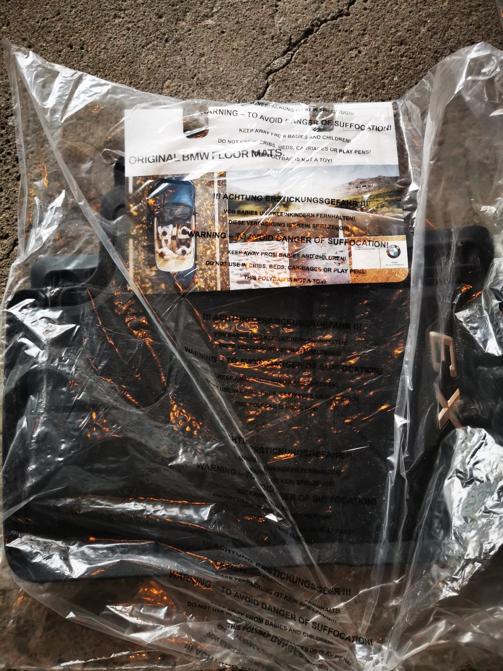 BRAND NEW BMW X3 2019 floor mats image indicator(3)