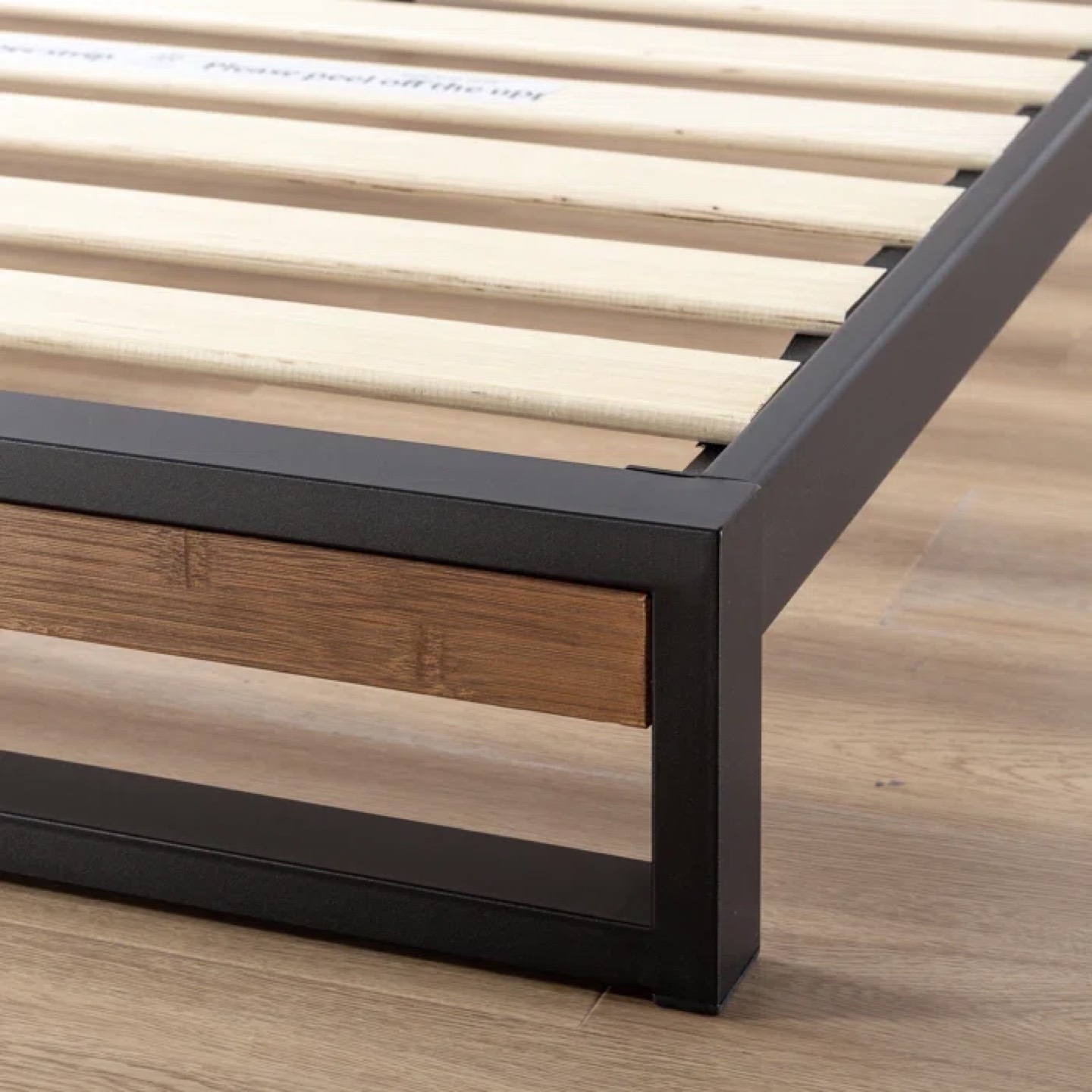 Queen sized bed frame zinus low profile wood - photo 3