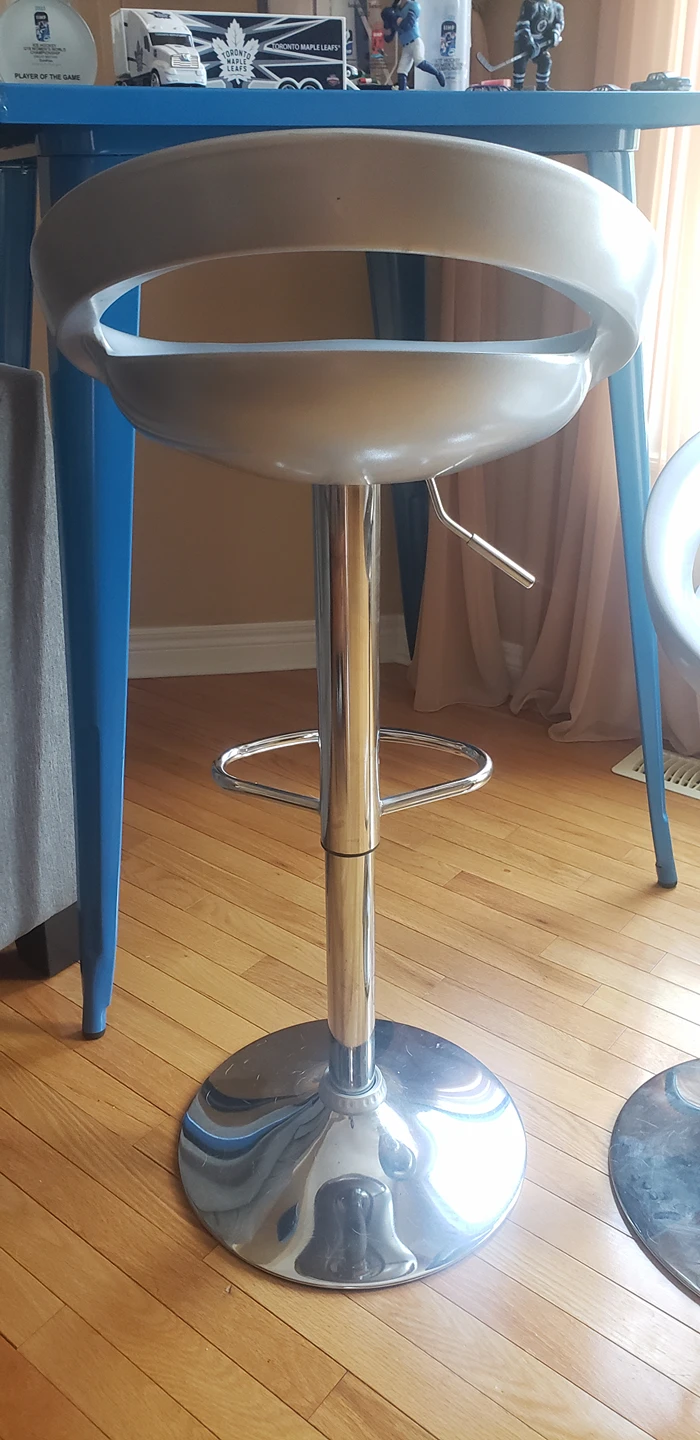 2 adjustable chairs ideal for a bar hanging out area image indicator(3)