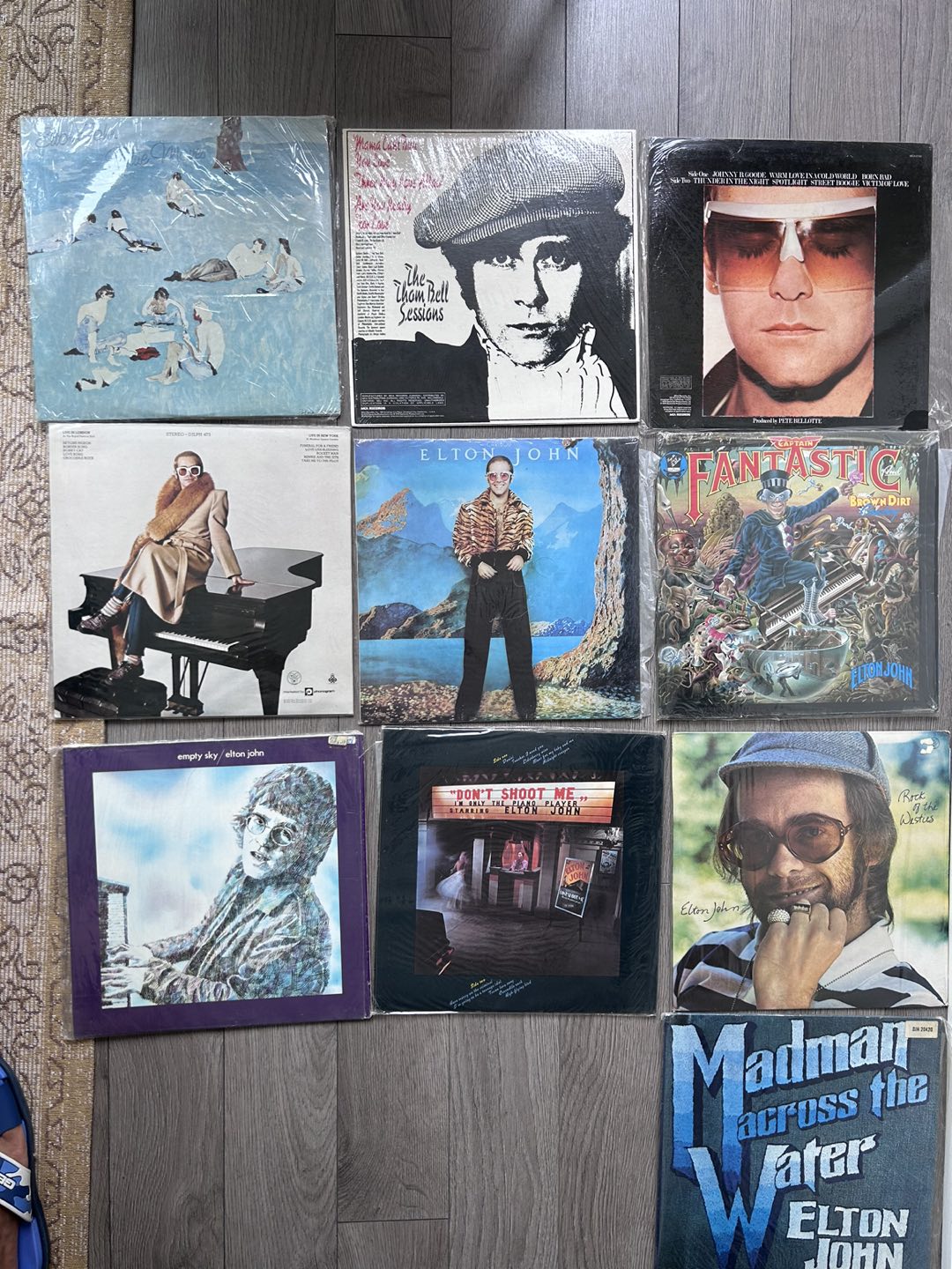 Elton John vinyls records thumbnail