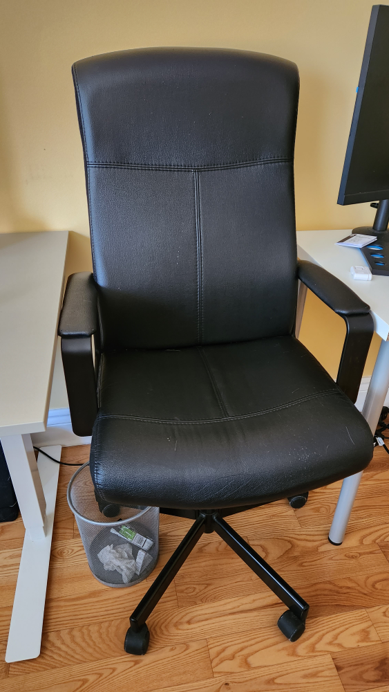leather gaming office chair