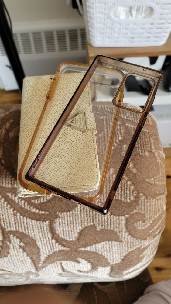 Phone cases (8plus, note20 plus, LG G3) thumbnail