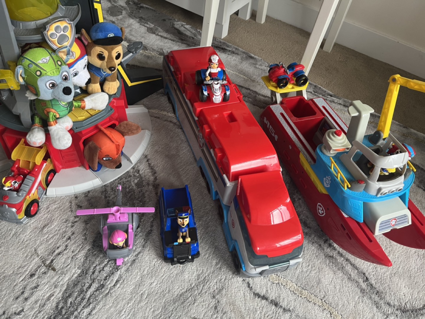 Big Paw Patrol Lot - photo 3